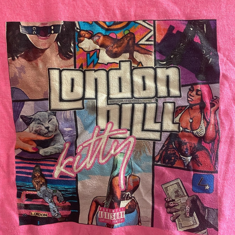 Pink t shirt London hill singer